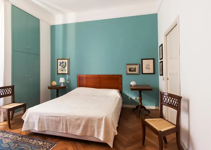 Apartment Sophisticated Near Duomo Milan